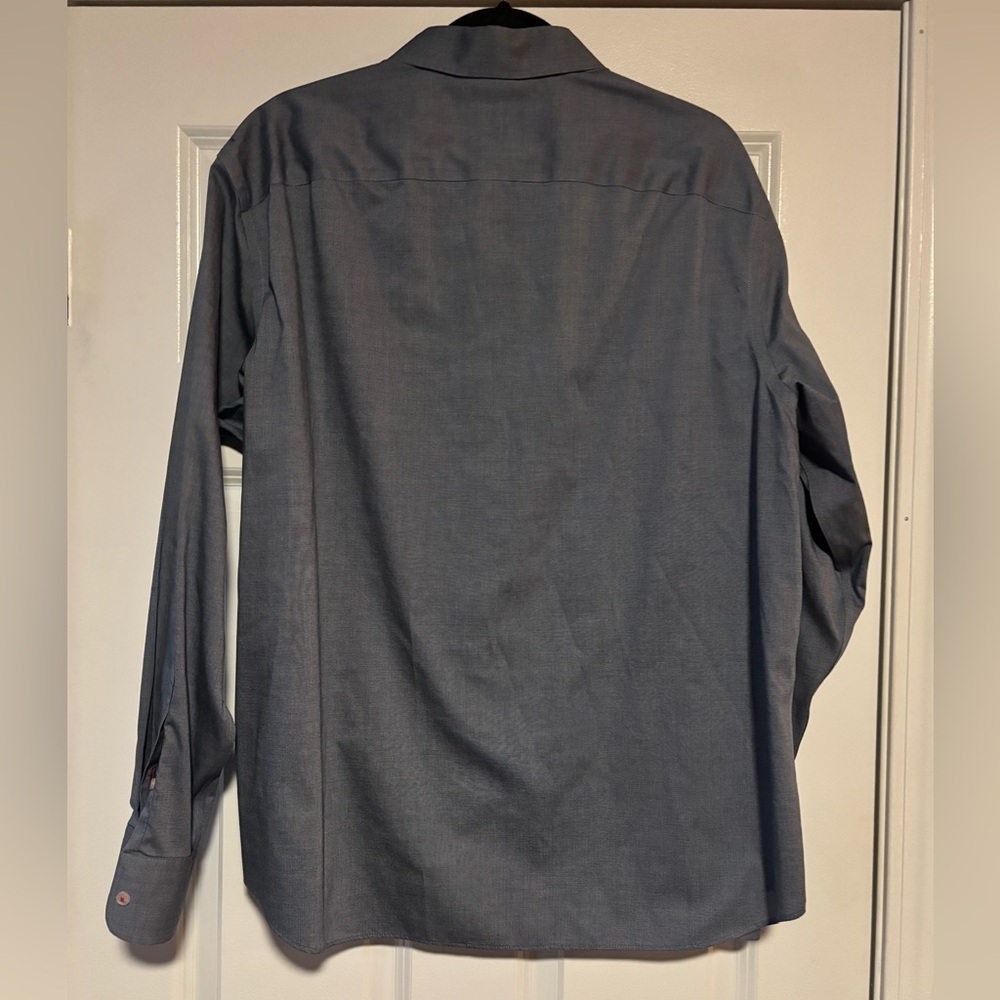 UNTUCKit Men's Blue Long Sleeve Shirt, size XL - Picture 4 of 7